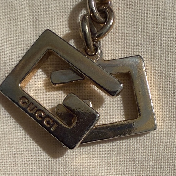 Gucci Gold Logo Keychain - Picture 2 of 5